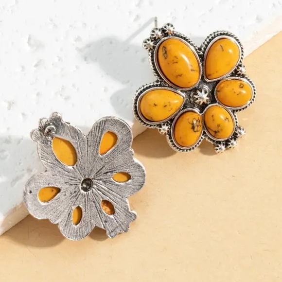 Yellow Turquoise Squash Blossom Studded Earrings - Picture 3 of 3